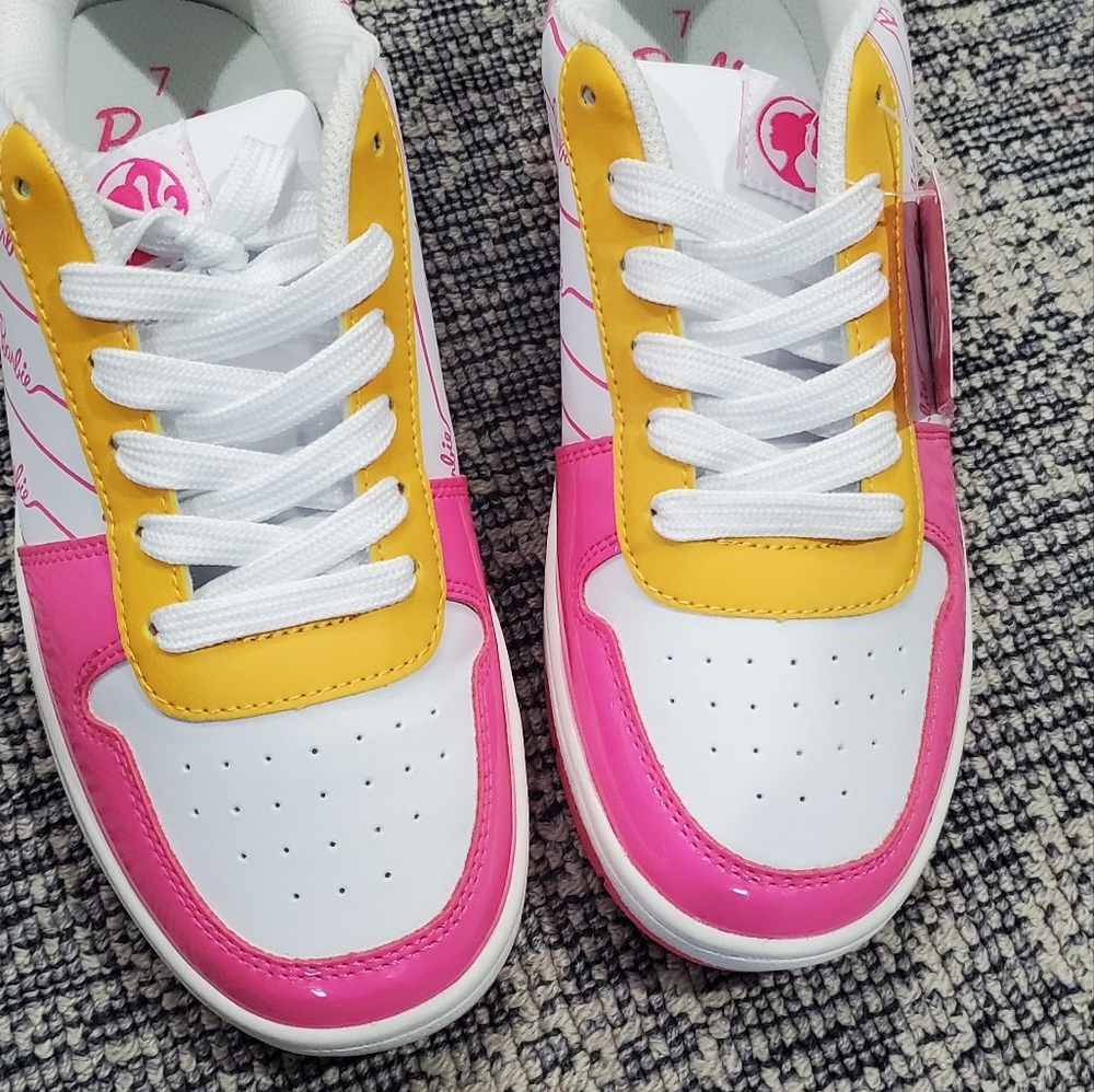 Barbie White Pink Yellow Low-Top Sneakers